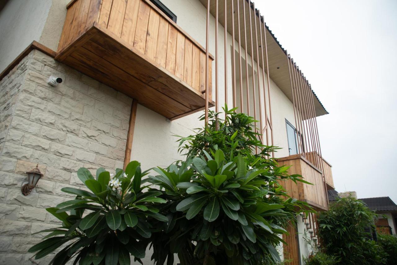 Palm Villas Amritsar Esterno foto