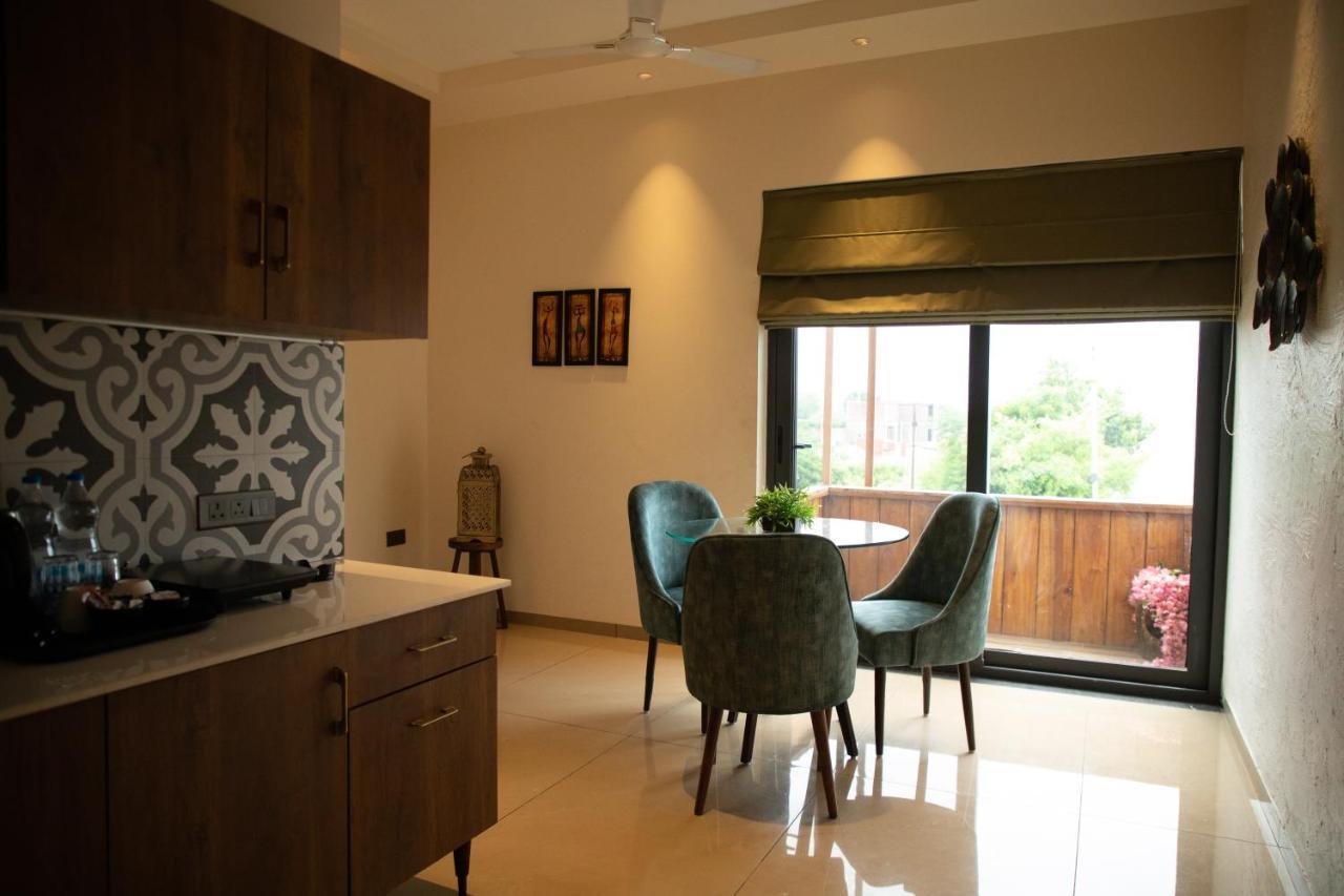 Palm Villas Amritsar Esterno foto