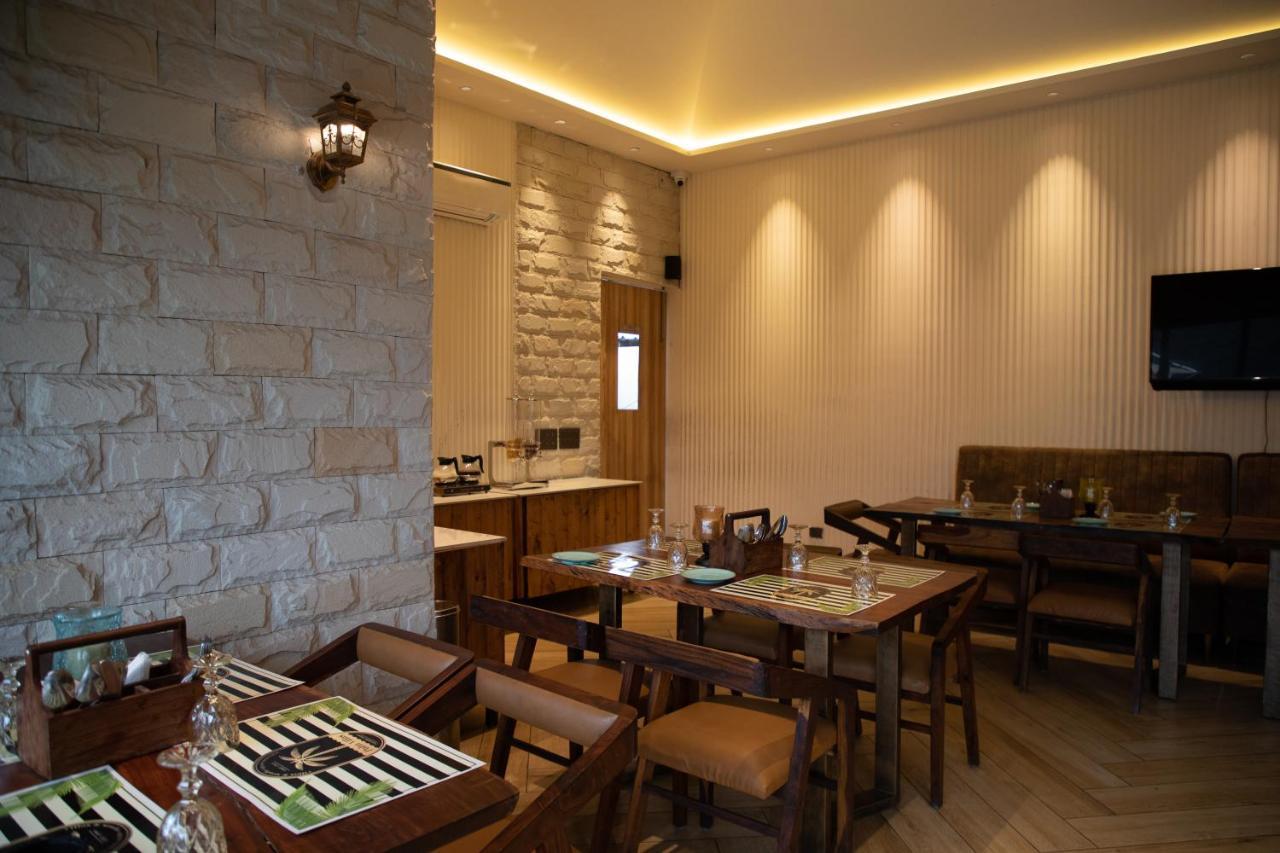 Palm Villas Amritsar Esterno foto